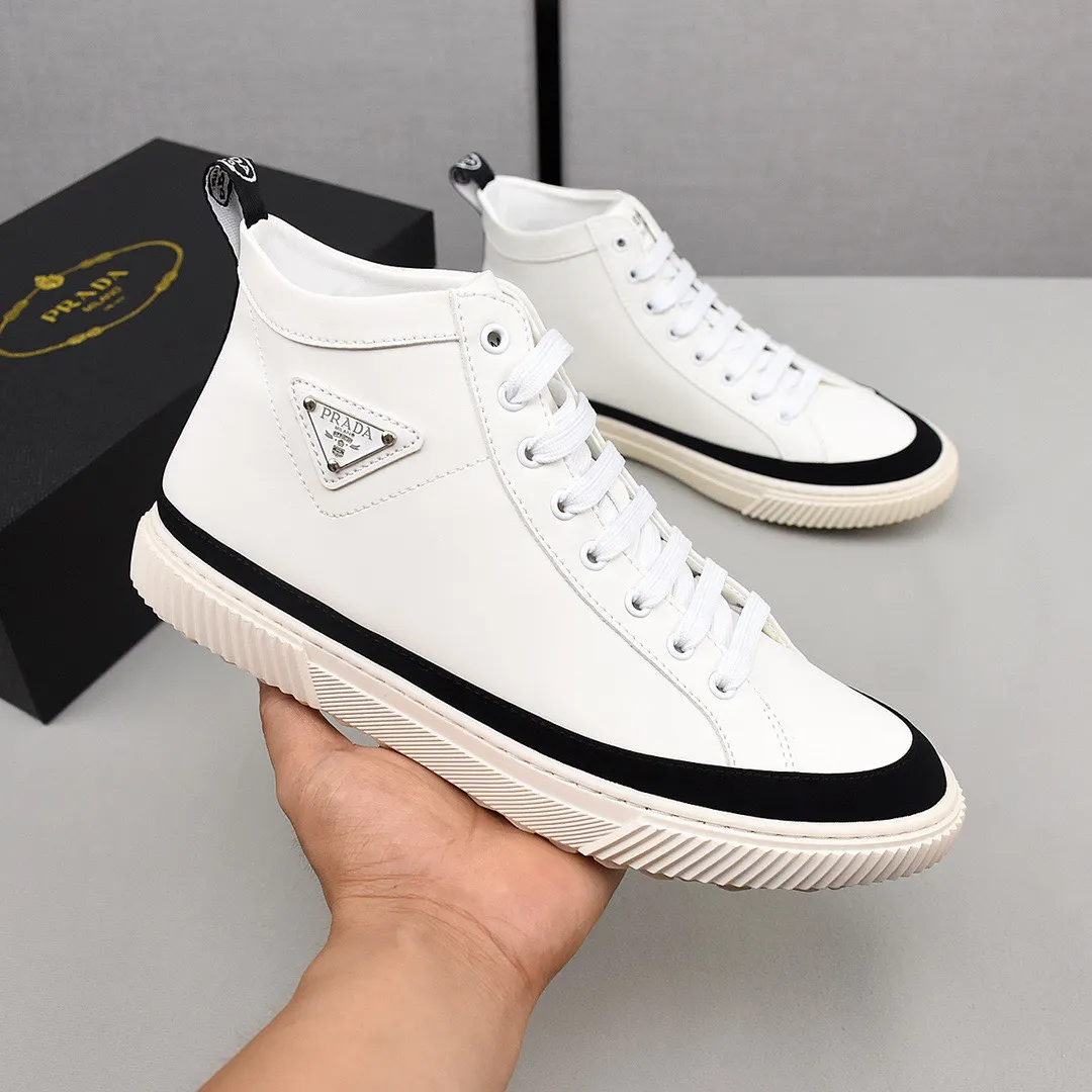 PRADA [Prada] high-top sports and casual shoes. Men's shoes 💰440💰. The upper is made of cowhide, sheepskin lining, rubber outsole, comfortable on the feet, men's size 38-44, choose according to your usual wearing size.